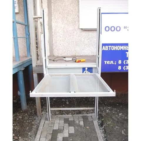 Вертикальный подъемник ПТУ-001